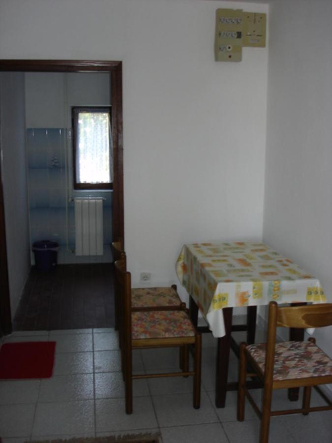 Apartments Vjera Krk Town Habitación foto